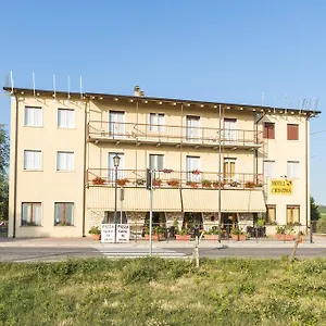 Hotel Cristina San Rocco di Piegara