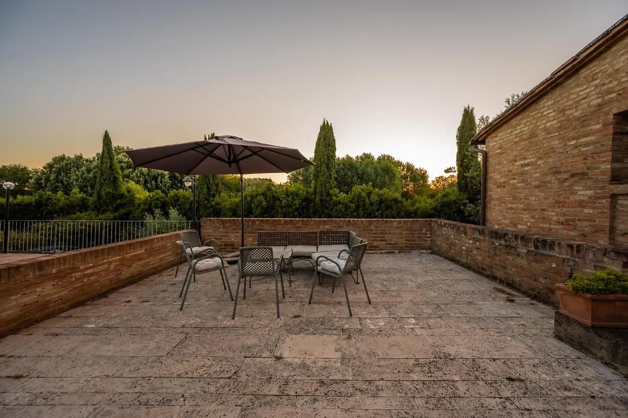 Hotel More Di Cuna Monteroni d'Arbia 3*,